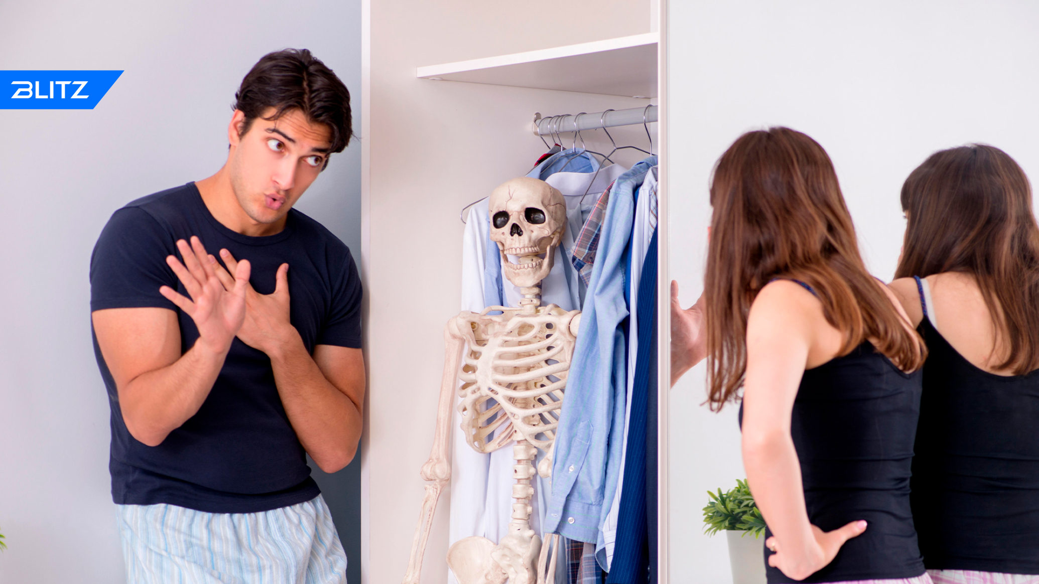 Мужчины и скелет в шкафу