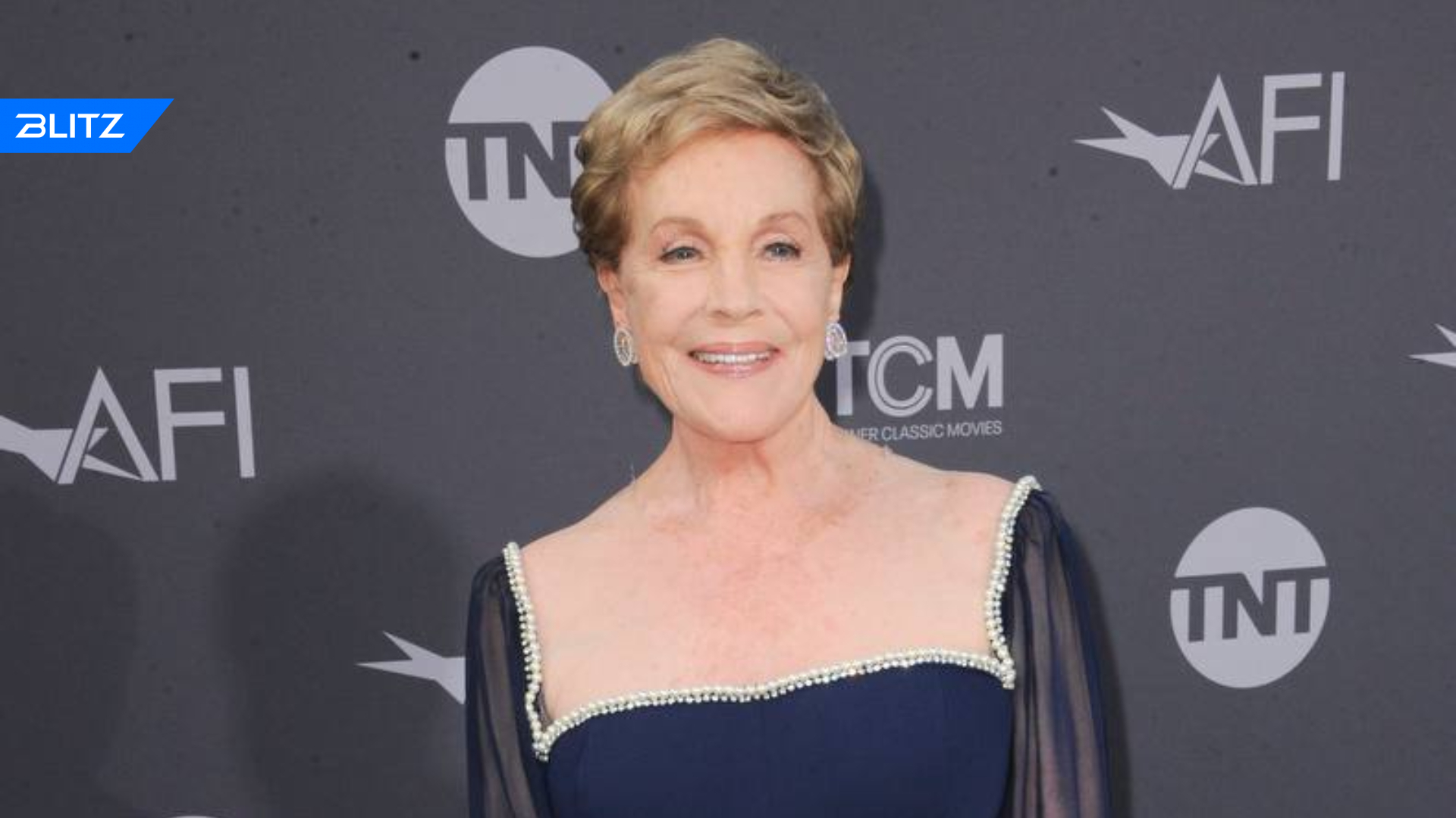 Julie Andrews Felt like She ‘Lost’ Her ‘Identity’ after Losing Ability ...